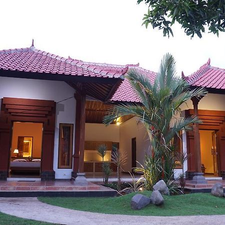 Biorock Homestay & Dive Center Pemuteran Екстериор снимка